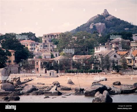 1980s buildings hi-res stock photography and images - Alamy