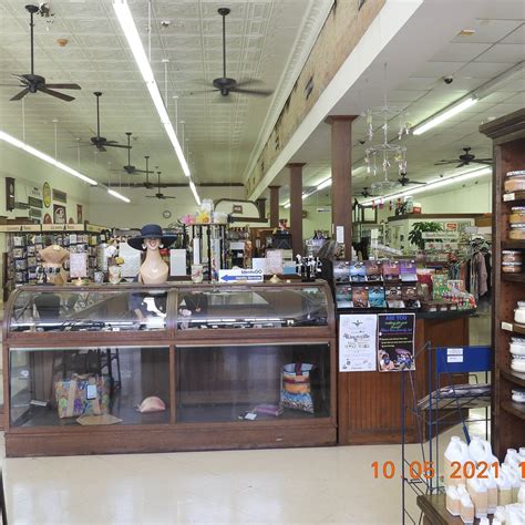 HARREL'S KINGSVILLLE PHARMACY, Kingsville - Restaurant Reviews, Phone ...