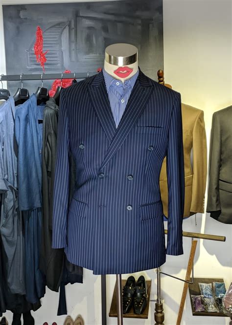 Custom Suits for Men 的图像结果