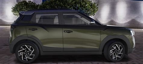 Mahindra XUV 3XO AX7 L Turbo AT Petrol FWD 5 Seater (Deep Forest ...
