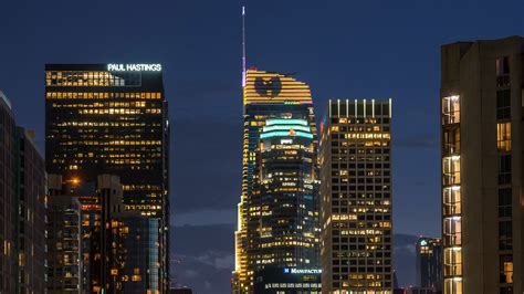 Wilshire Grand Center - Narrative Lighting - Los Angeles — KEVANI