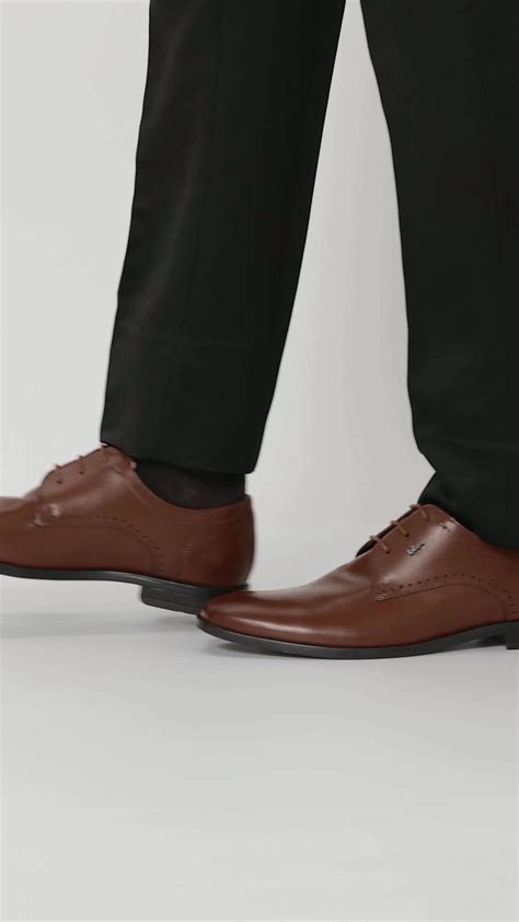 Watch Lee Cooper Men's LC8011E Leather Formal Shoes on Amazon Live