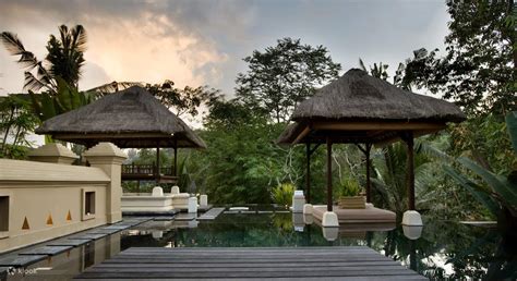 Taman Dedari Restaurant Dining Experience in Ubud - Klook India