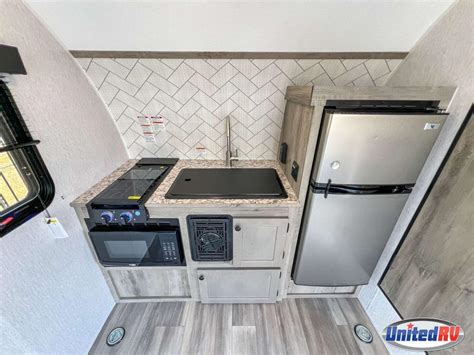 SOLD NEW 2026 SUNSET PARK RV SUN LITE 14THX | United RV Center | Ft ...