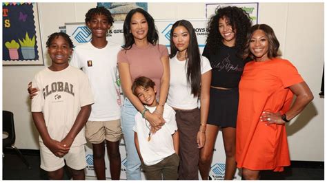 How Old Are The Simmons Sisters at Caleb Brownbill blog