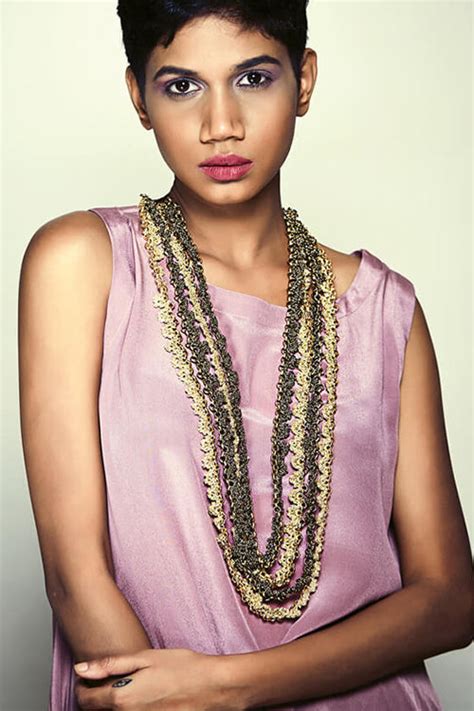 Scalloped Gold Antique 4L – Okhaistore