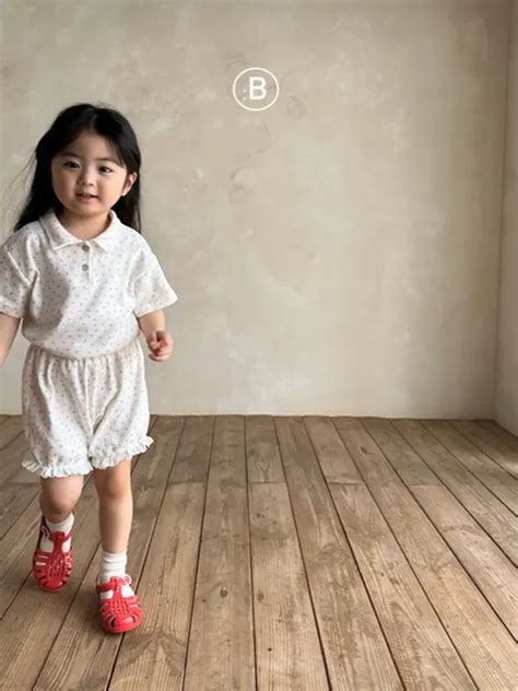 Rezultat imagine pentru Flow Bebe