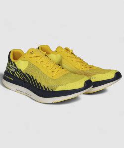 Skechers GO RUN RAZOR EXCESS Casuals For Men - Buy Skechers GO RUN ...
