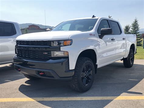 2020 Chevy Silverado Trailboss Z71 Review - Specs, Redesign, Price - ADORECAR.COM