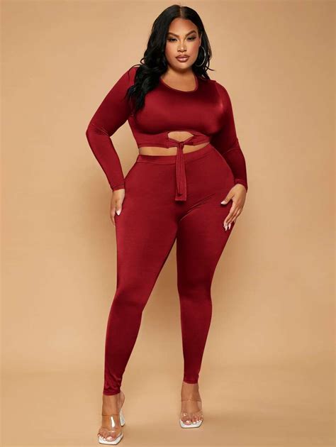 SHEIN SXY Plus Cut Out Knot Front Crop Top & Leggings | SHEIN USA