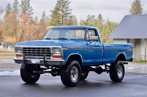 Lifted 1979 Ford F 250 4x4