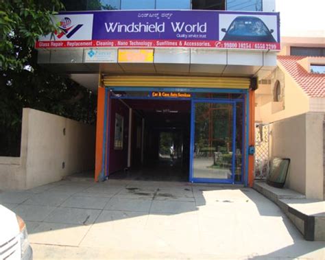 Windshield World | Windshield Repair Services