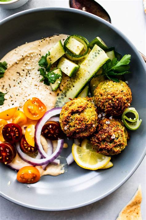 Easy Air Fryer Falafel Recipe (Crispy + Delicious)