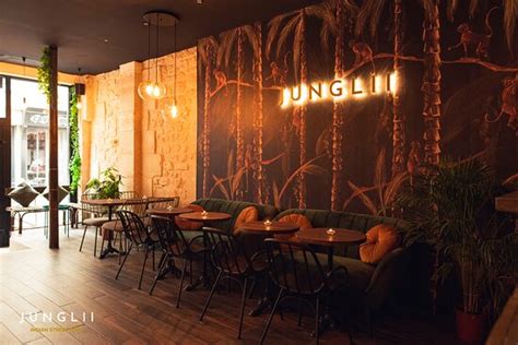 JUNGLII INDIAN STREET FOOD, Paris - 10th Arr. - Entrepot - Menu, Prices ...