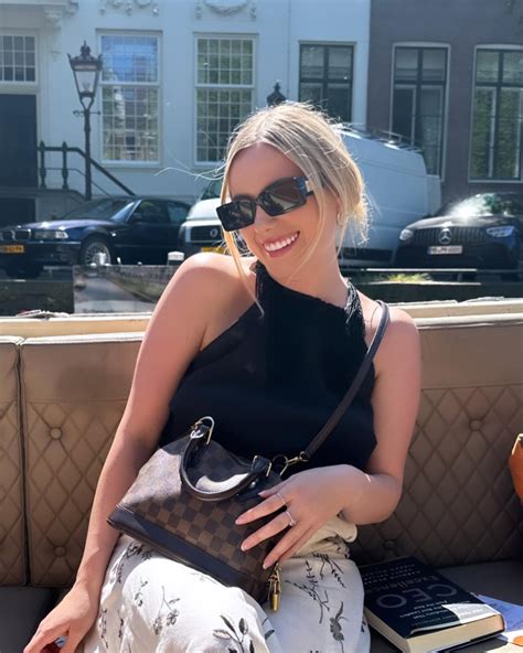 Kristen Nicole Medina | Amsterdam, me encantas 😍 | Instagram