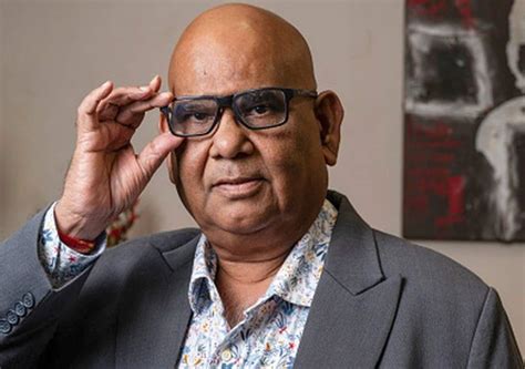 Satish Kaushik family was deeply shocked by the death Niece Reacted ...