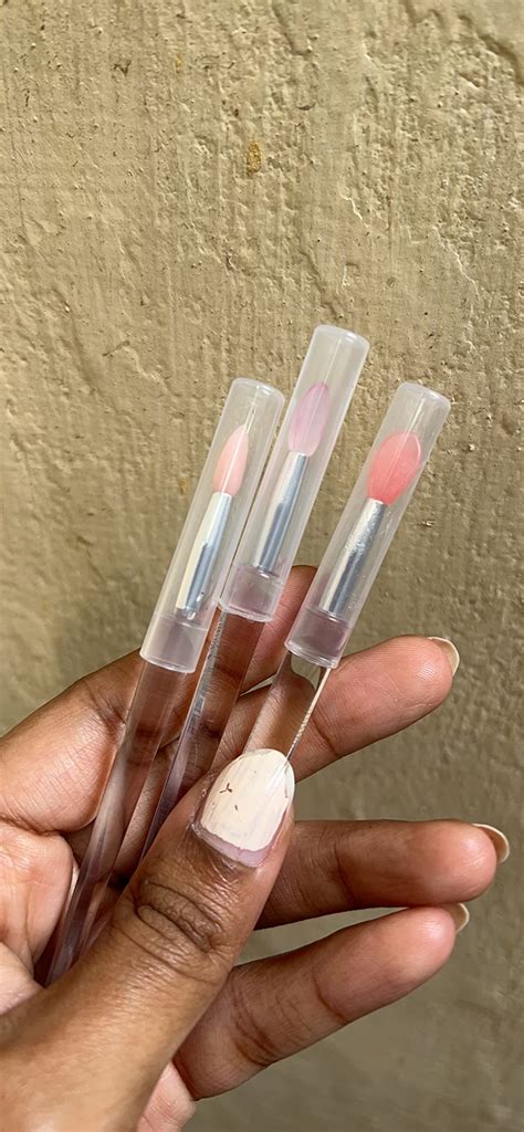 MAYCREATE® 3pcs Lip Brush for Lipstick, Reusable Silicone Lip ...