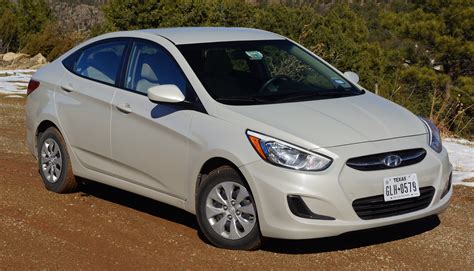 Hyundai accent wiki