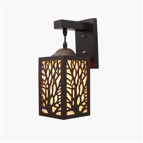 Buy HOMESAKE Wooden Wall Lamp from Homesake at just INR 4500.0
