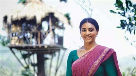 Actress Sapthami Gowda talks about the overwhelming response to Kantara