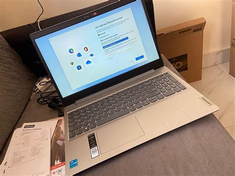 Lenovo IdeaPad 3 11th Gen Intel Core i3 15.6" FHD Thin & Light Laptop ...