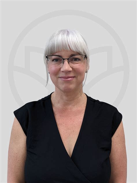 Rachel Schuck - Modern Method