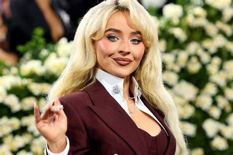 Sabrina Carpenter Announces New Album 'Man's Best Friend'