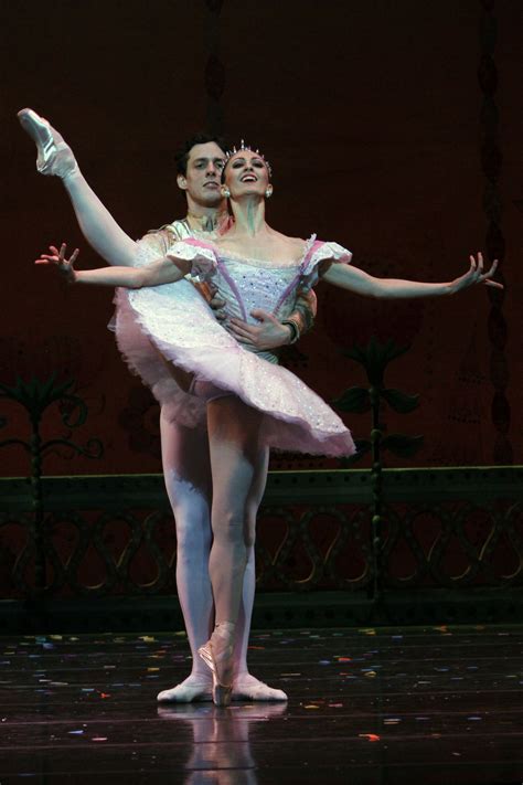 Los Angeles/Chicago Dance Review: THE NUTCRACKER (Joffrey Ballet at the ...