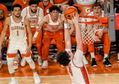 How Clemson basketball can use this season's success for March Madness