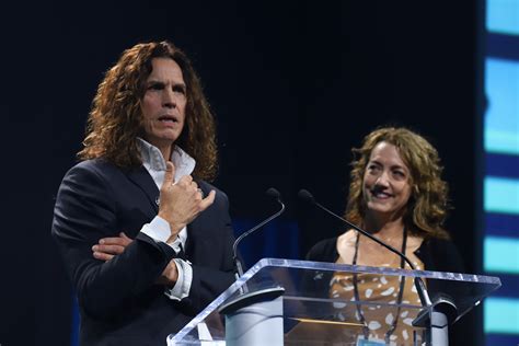 Maxwell’s House of Music Named Dealer of the Year I Music Inc Magazine