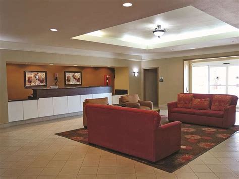 LA QUINTA INN & SUITES BY WYNDHAM SEGUIN - Hotel Reviews, Photos, Rate ...
