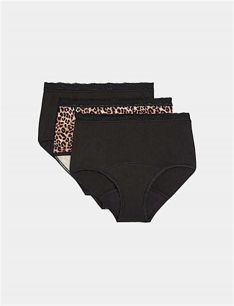 Buy 3pk Super Heavy Absorbency Period Full Briefs at Marks & Spencer