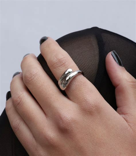 Platinum Spiral Connection Ring – moon soul