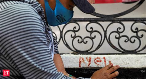 Mexico: Mexican women draw their blood to fuel protest for missing ...