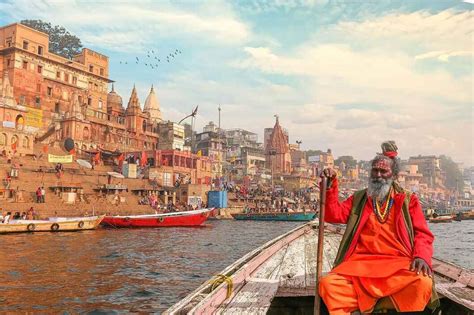What Is India Famous For: Top 25 Places & Things To Know