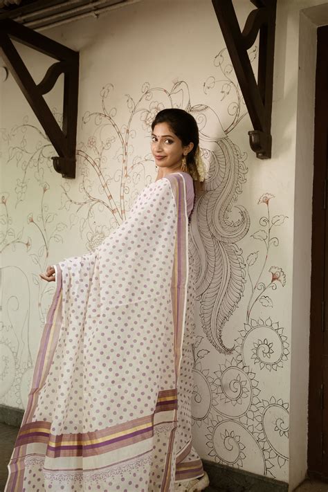 Bind handblock Print kerala saree – Vedhika Fashion Studio