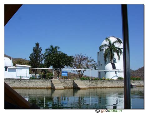 go2india.in : solar observatory inside the Lake