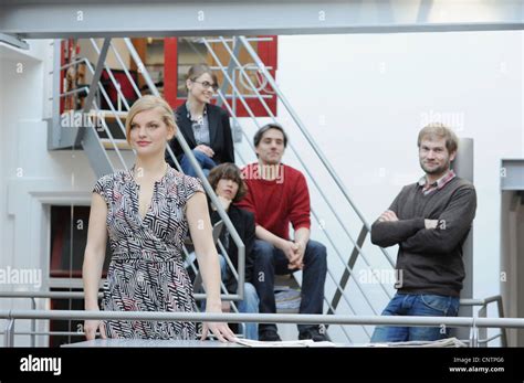 People Standing in Office 的图像结果