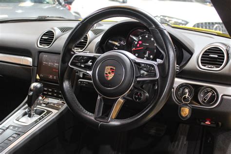 Buy Used Porsche 718 Cayman RWD: Unbeatable Price