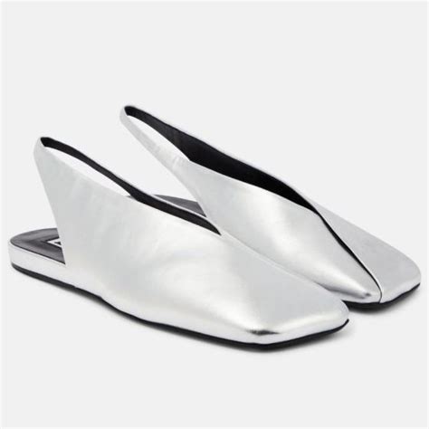 Best trendy, high-end and designer flats for women