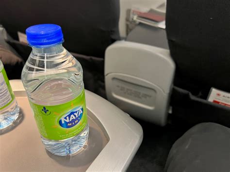 Air Canada Rouge Business Class 的图像结果