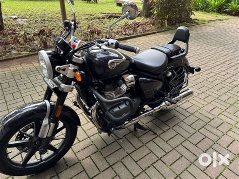 Brand New - Super Meteor 650 - Astral Black - Motorcycles - 1813027595