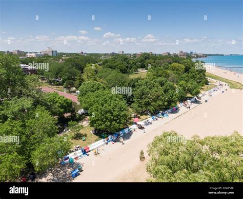 Aerial view of Loyola Beach in Rogers Park Stock Photo - Alamy