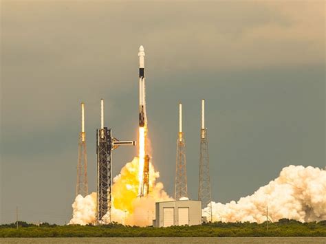 Tech5: SpaceX rescue capsule docks with ISS; India moves up by one on ...
