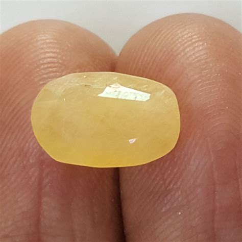 Natural Yellow Sapphire With Govt Lab Certificate – Gem Selections