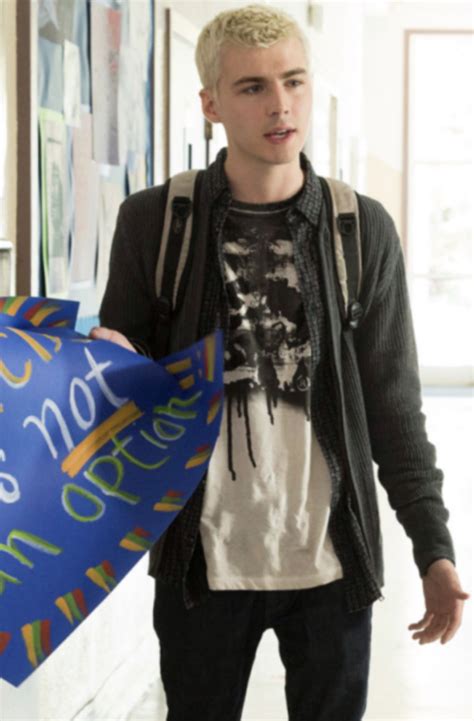 Alex - 13 Reasons Why | 13 reasons, Thirteen reasons why, 13 reasons ...