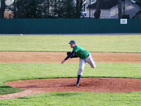 Baseball Throw 的图像结果