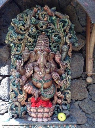Kauai's Hindu Monastery, Kapaa - Tripadvisor