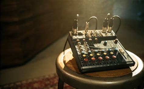 Notepad-8FX Small-format Analog Mixing Console with USB I/O and Lexicon ...