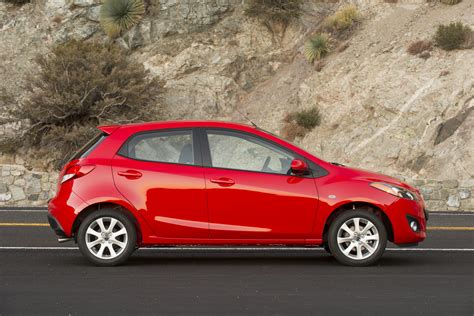 2014 Mazda MAZDA2 Safety Review and Crash Test Ratings - The Car Connection